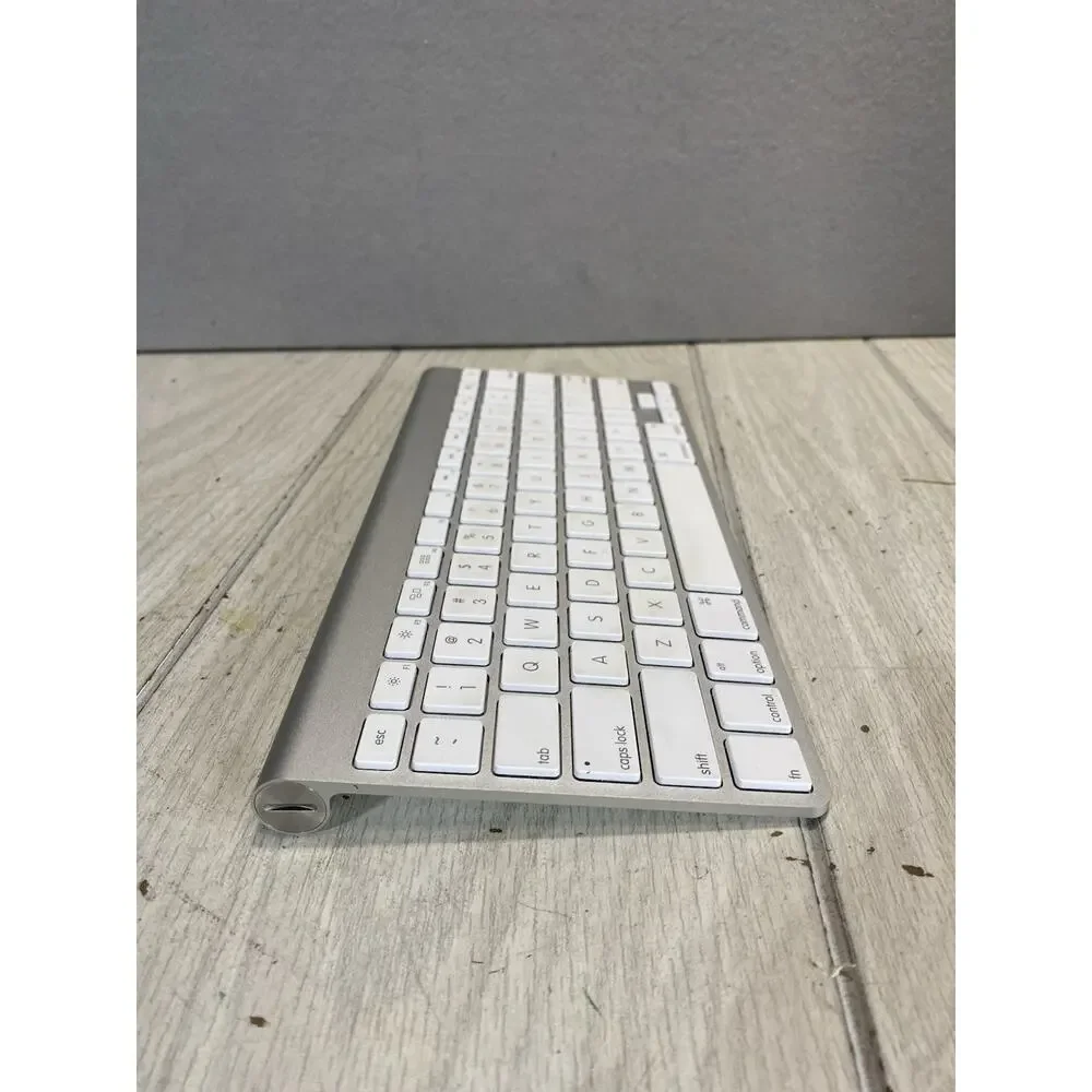 Apple A1314 Wireless Bluetooth Keyboard Slim Aluminum Mac iMac MacBook